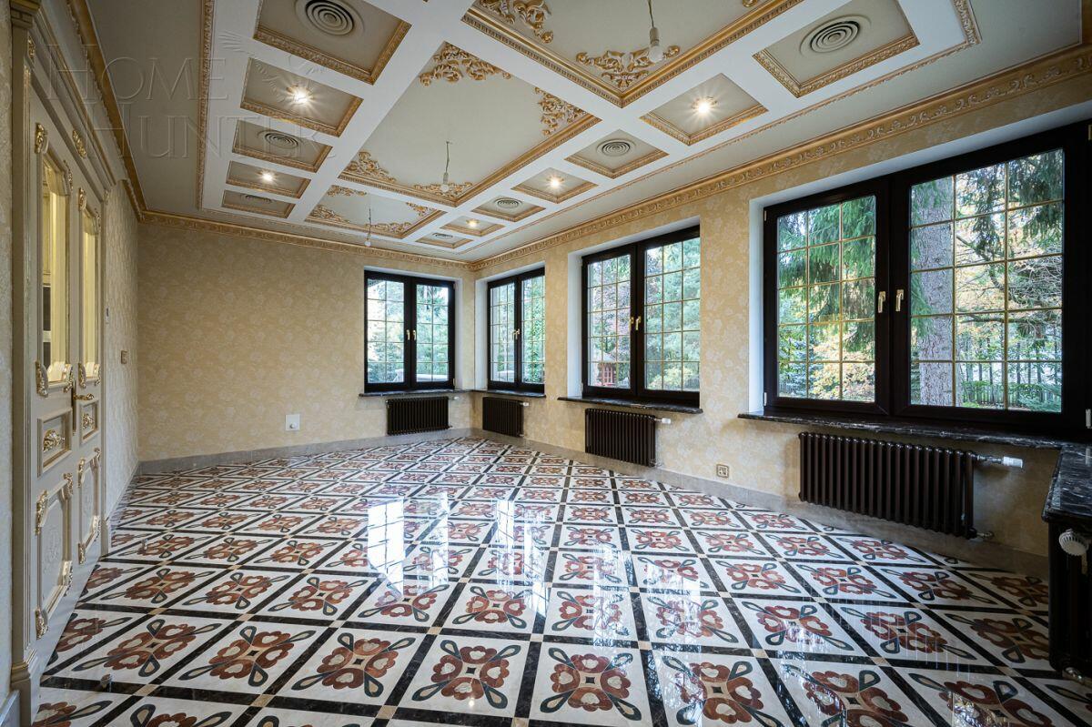 2-этажный коттедж 785 м² с отделкой