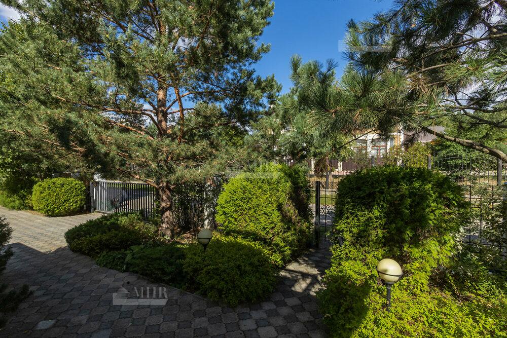 2-этажный коттедж 333 м² с отделкой