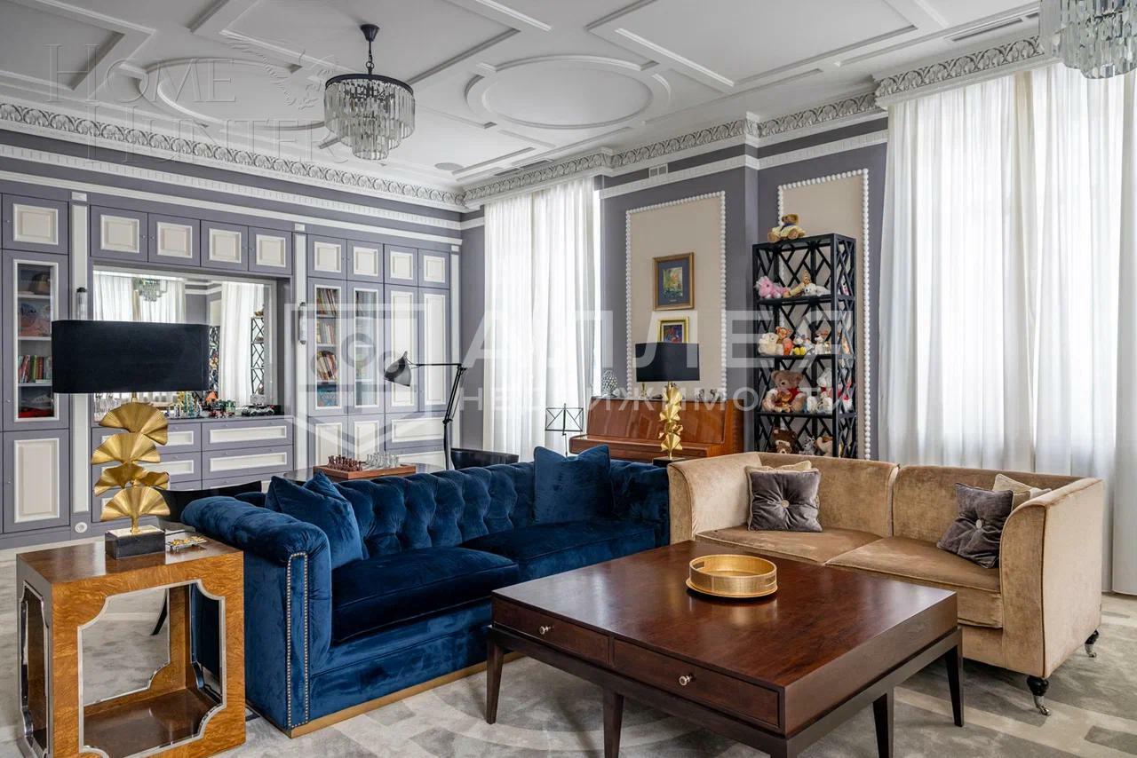 2-этажный коттедж 2 000 м² с отделкой