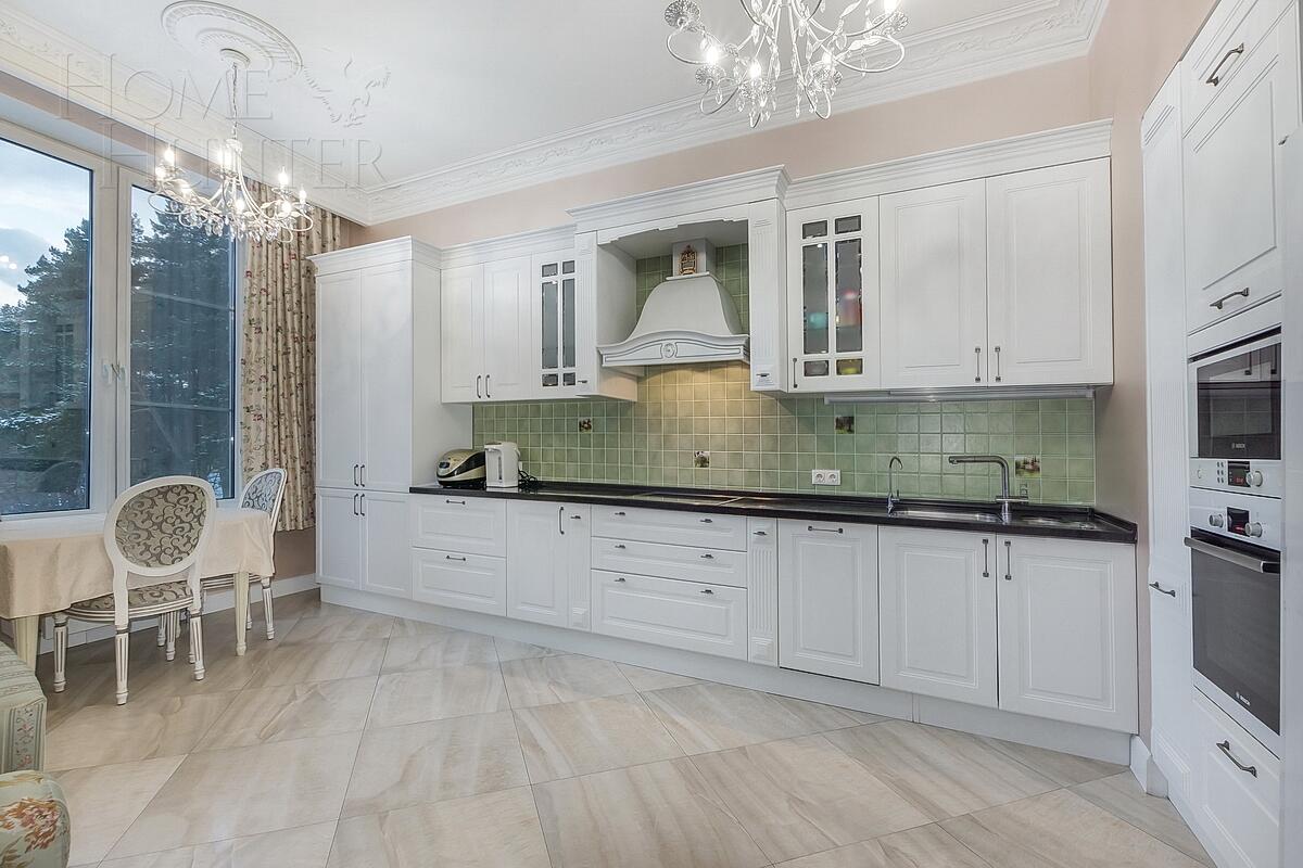 4-КОМН. КВАРТИРА С ОТДЕЛКОЙ 132.5 М² НА 4 ЭТАЖЕ