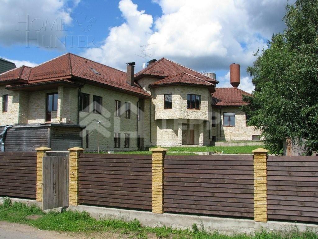 2-этажный коттедж 635.2 м² без отделки