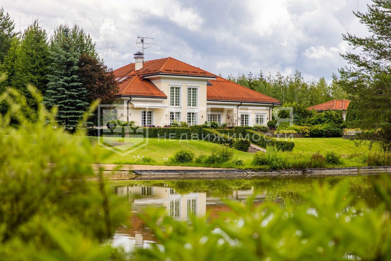 2-этажный коттедж 1 000 м² с отделкой