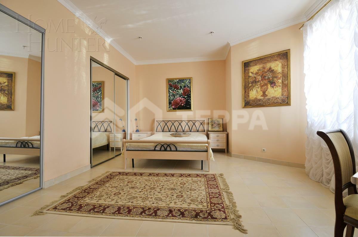 2-этажный коттедж 600 м² с отделкой