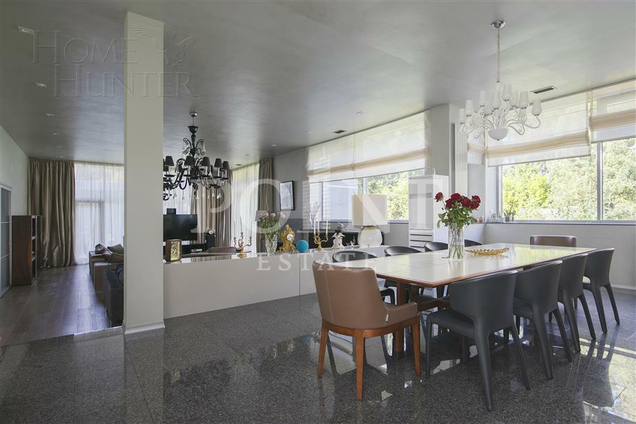 2-этажный коттедж 1 230 м² с отделкой