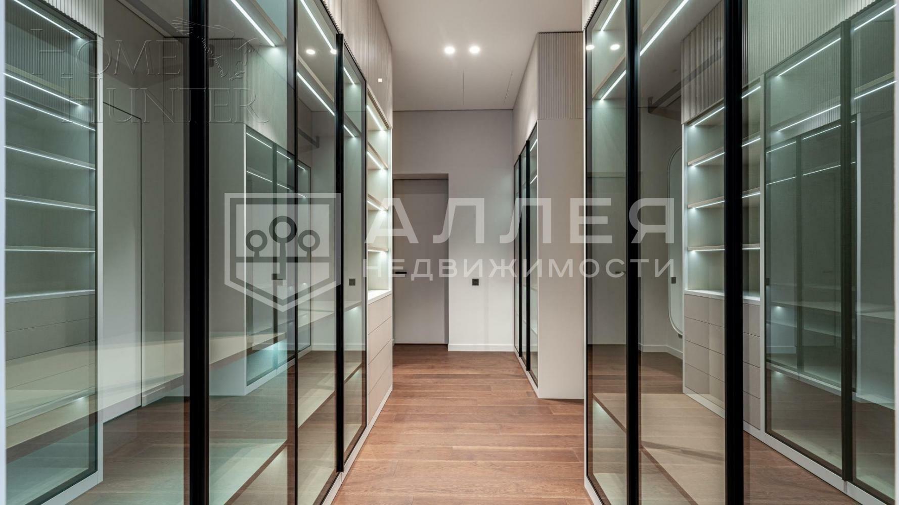 2-этажный коттедж 851 м² с отделкой