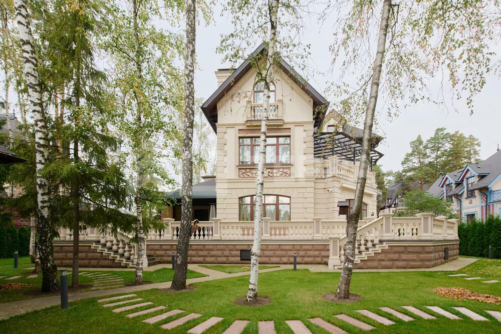 2-этажный коттедж 500 м² с отделкой