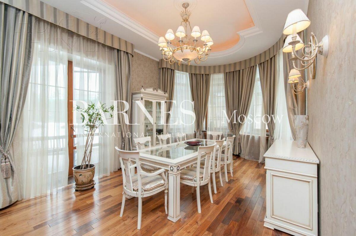 2-этажный коттедж 1 400 м² с отделкой