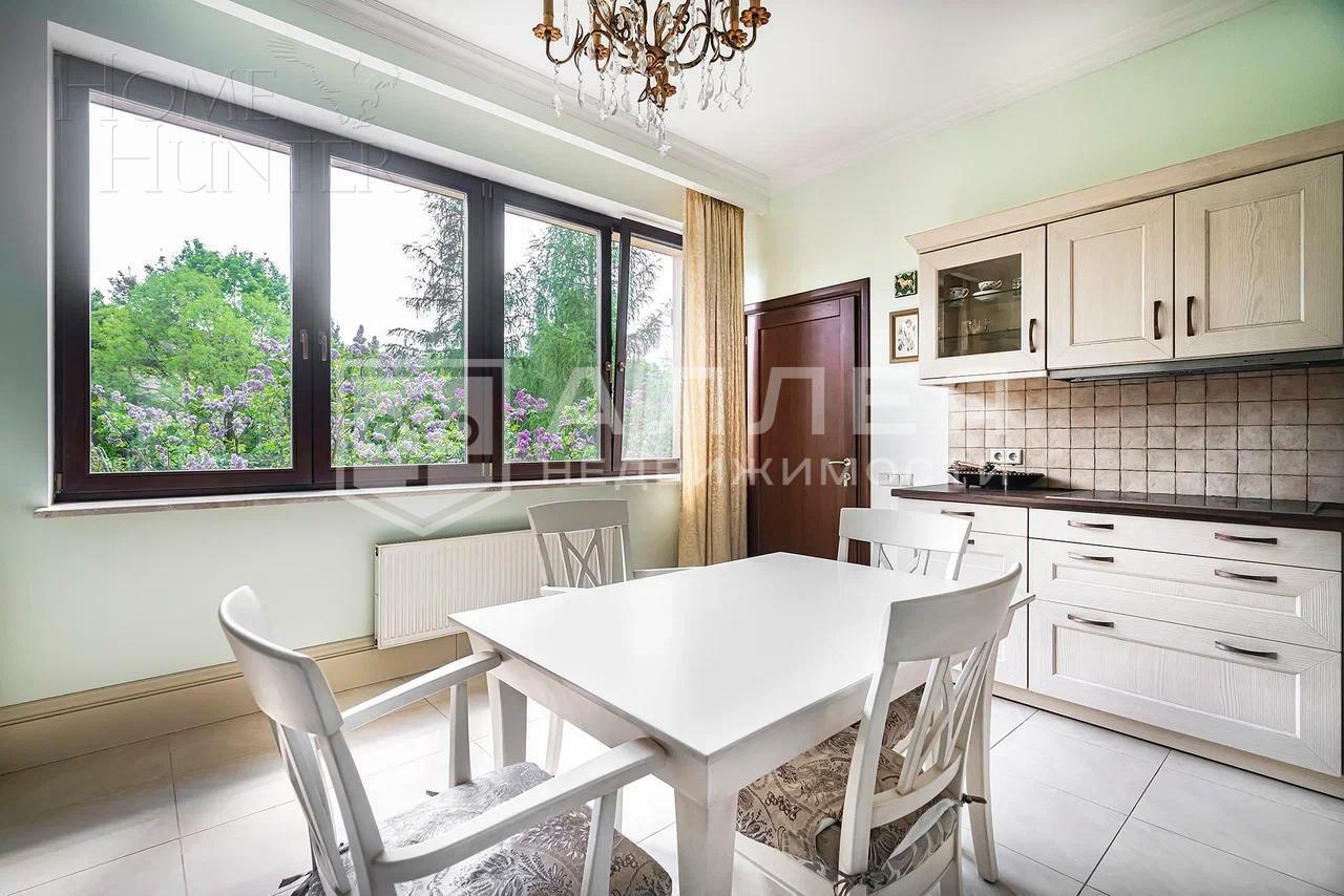 2-этажный коттедж 750 м² с отделкой