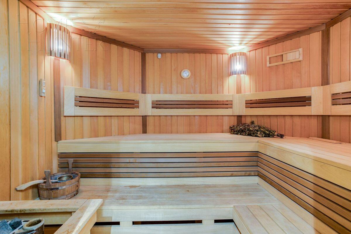 2-этажный коттедж 948 м² с отделкой