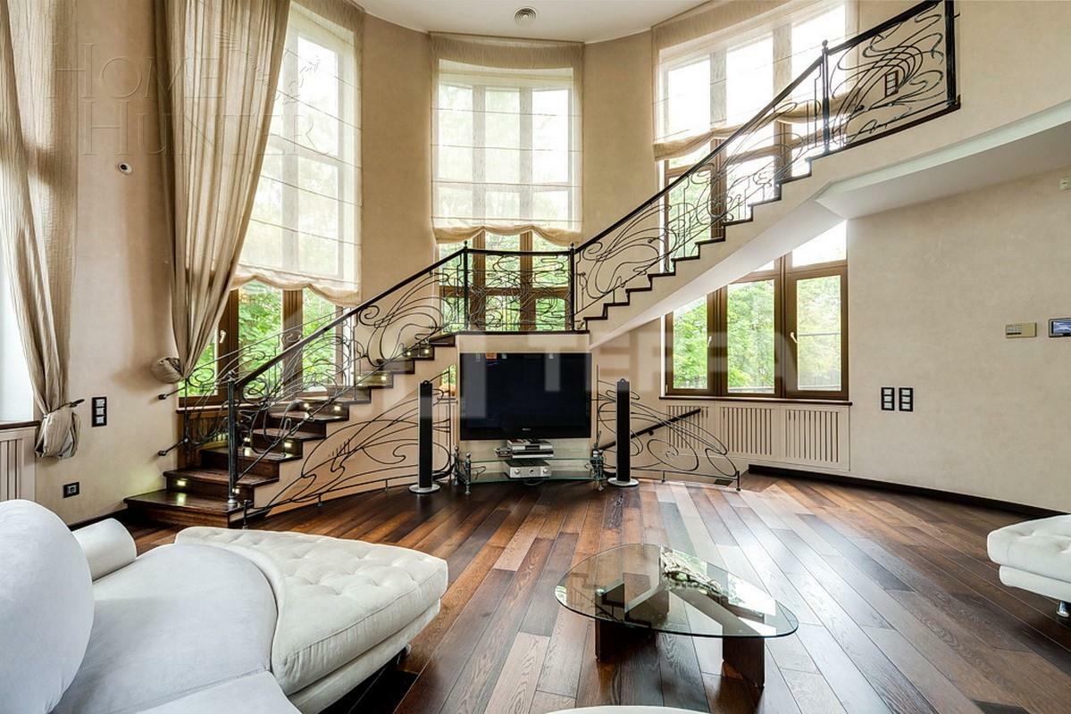 ТАУНХАУС 540 м² с отделкой