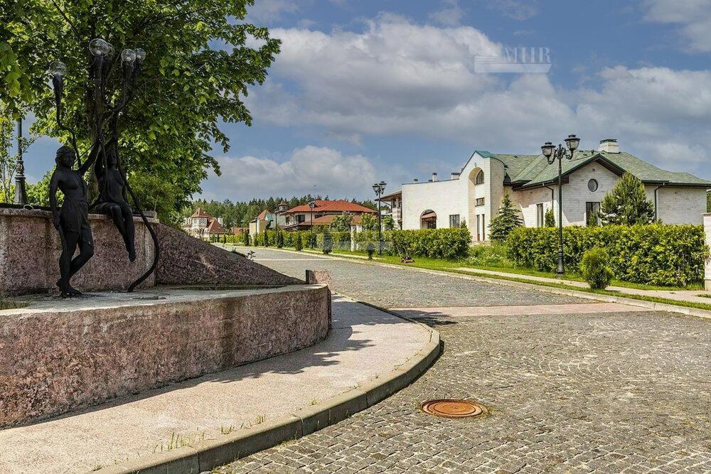 Участок 55.01 сот. в охраняемом поселке