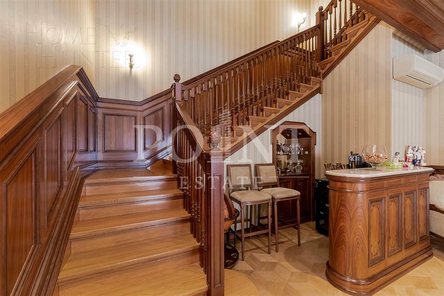 КОТТЕДЖ 2 000 м² с отделкой