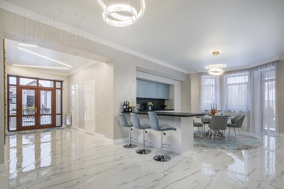 2-этажный коттедж 694 м² с отделкой