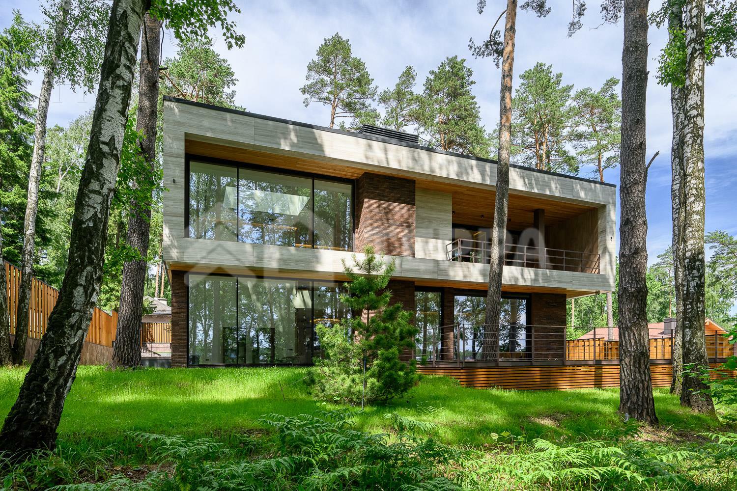 2-этажный коттедж 865 м² с отделкой