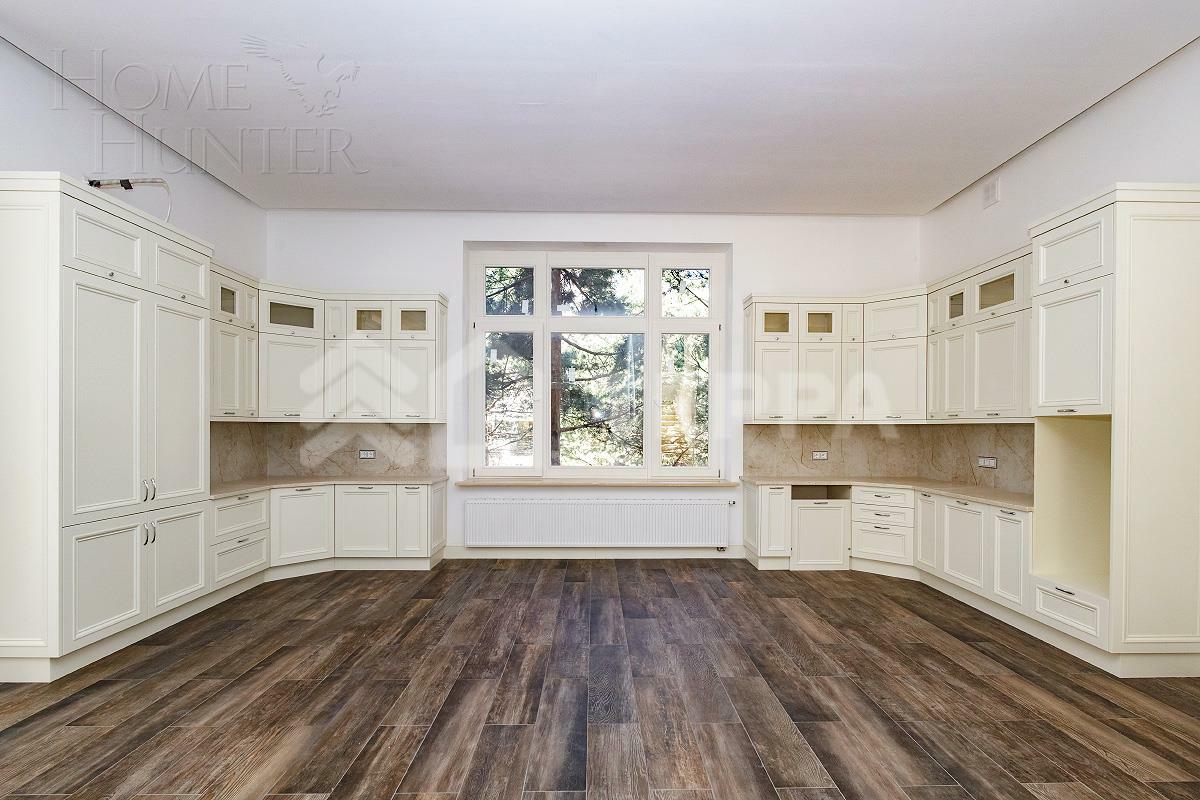 2-этажный коттедж 445.4 м² с отделкой