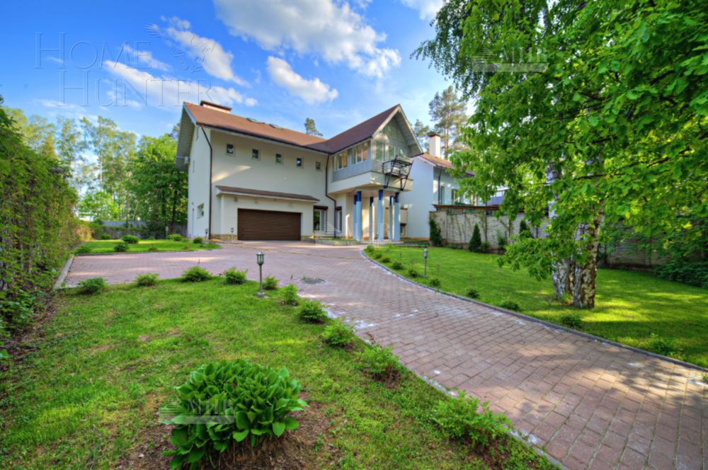 2-этажный коттедж 580 м² с отделкой