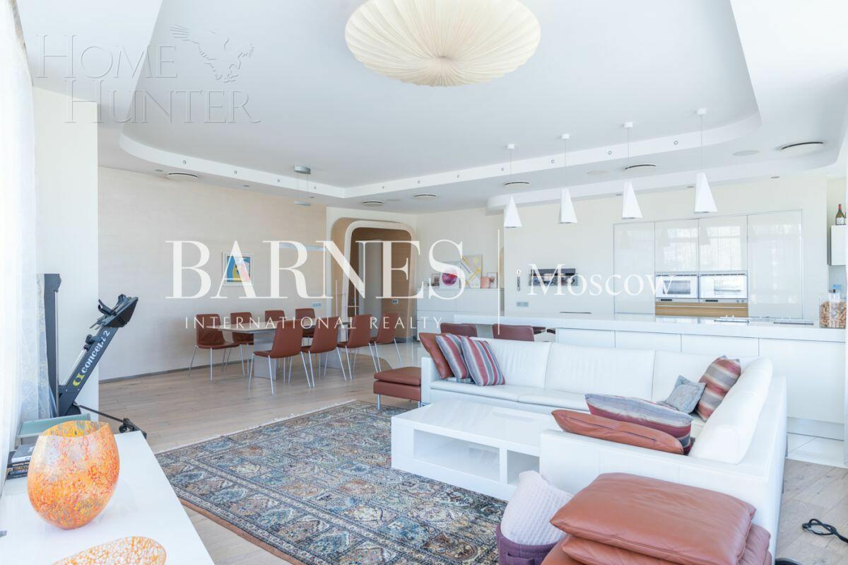 3-КОМН. КВАРТИРА С ОТДЕЛКОЙ 200.8 М² НА 5 ЭТАЖЕ