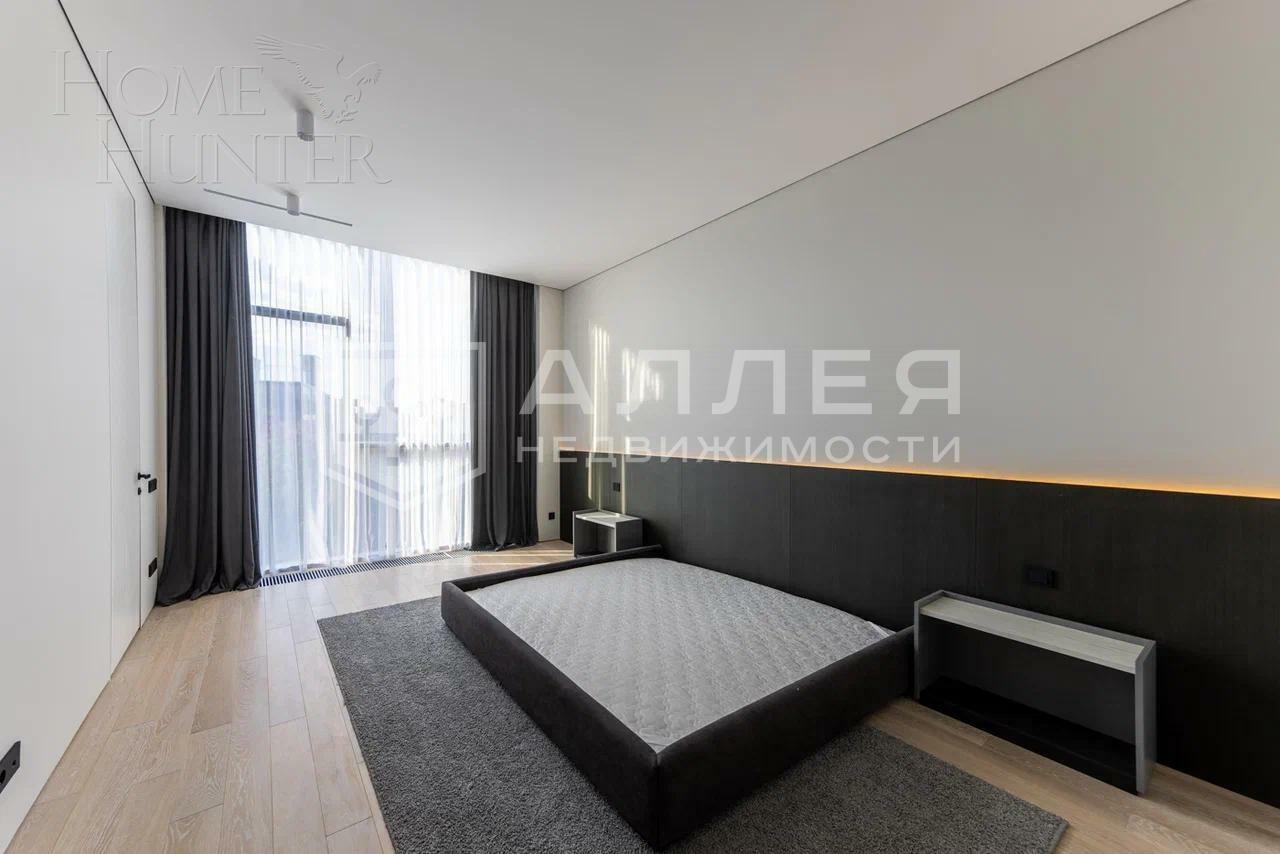 3-этажный таунхаус 244 м² с отделкой