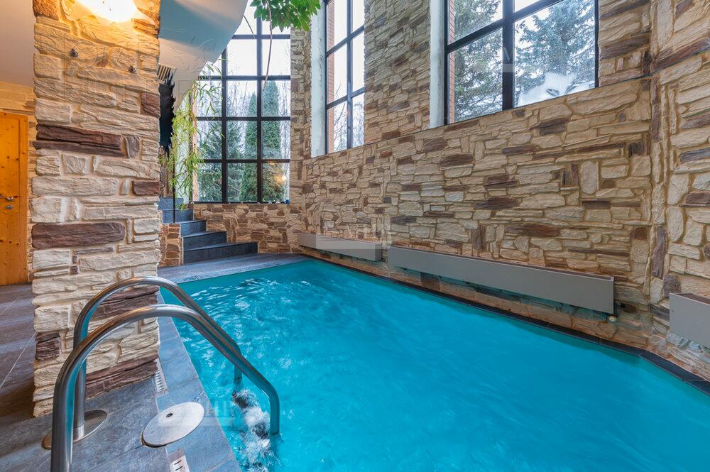 2-этажный коттедж 500 м² с отделкой