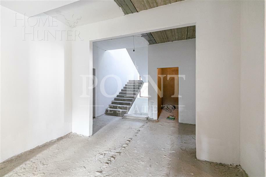 2-этажный коттедж 640 м² без отделки