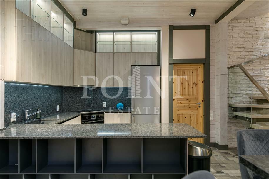 2-этажный коттедж 400 м² с отделкой