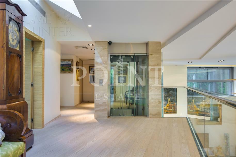 2-этажный коттедж 1 500 м² с отделкой