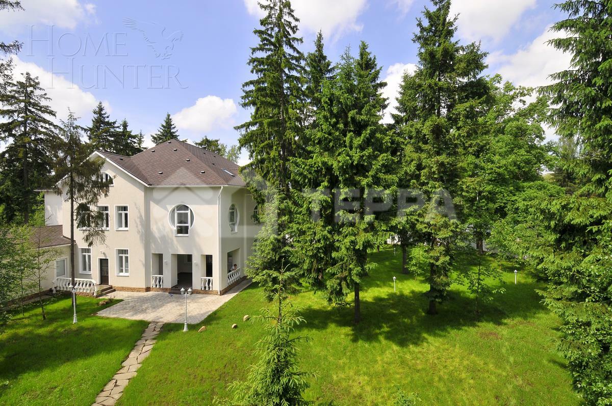 2-этажный коттедж 860 м² с отделкой