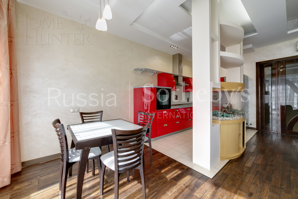 3-КОМН. КВАРТИРА С ОТДЕЛКОЙ 131 М² НА 4 ЭТАЖЕ