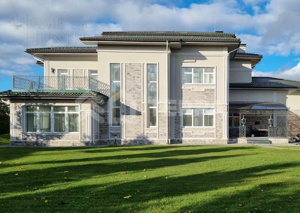 2-этажный коттедж 900 м² с отделкой