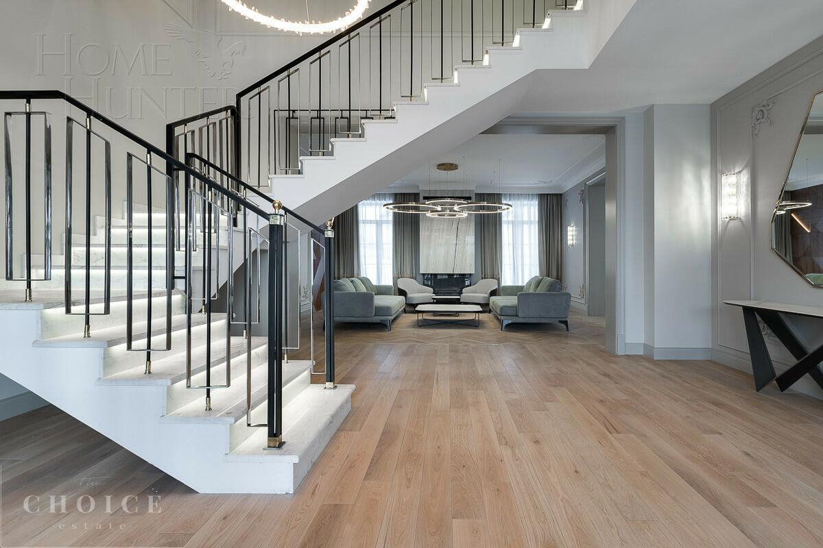 2-этажный коттедж 610 м² с отделкой