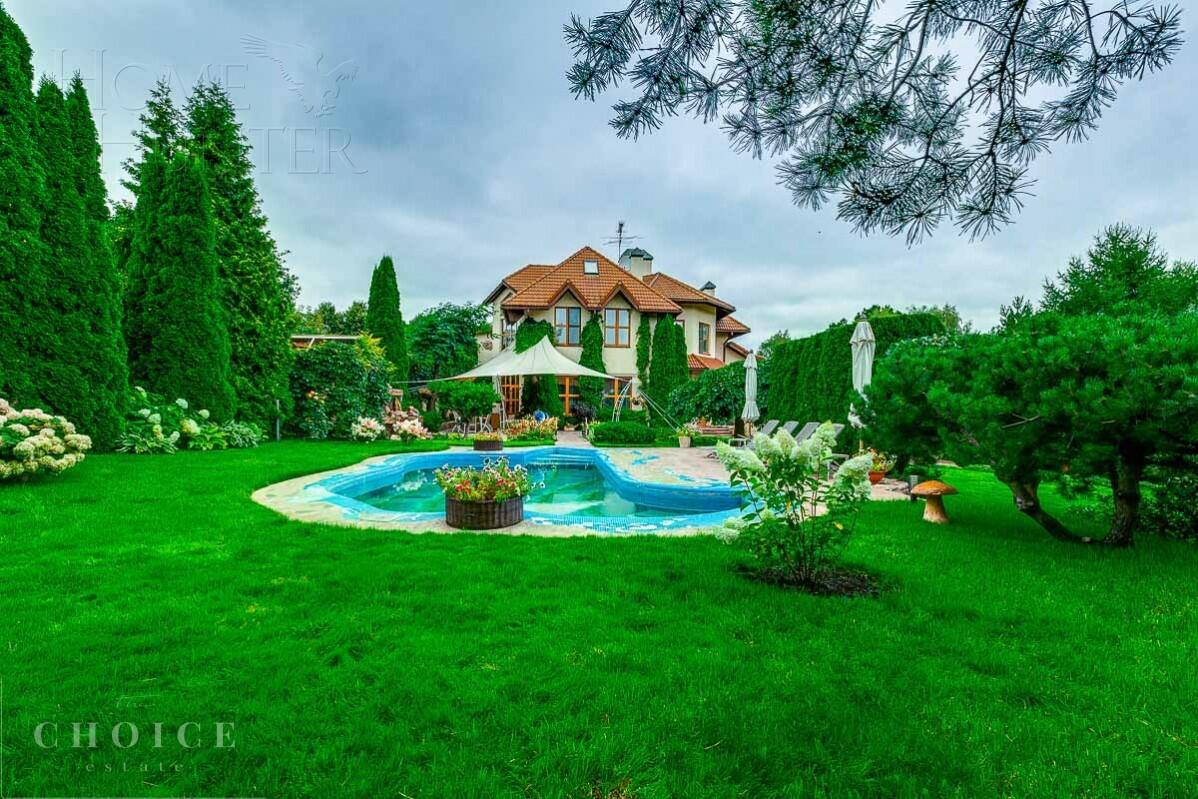 2-этажный коттедж 540 м² с отделкой