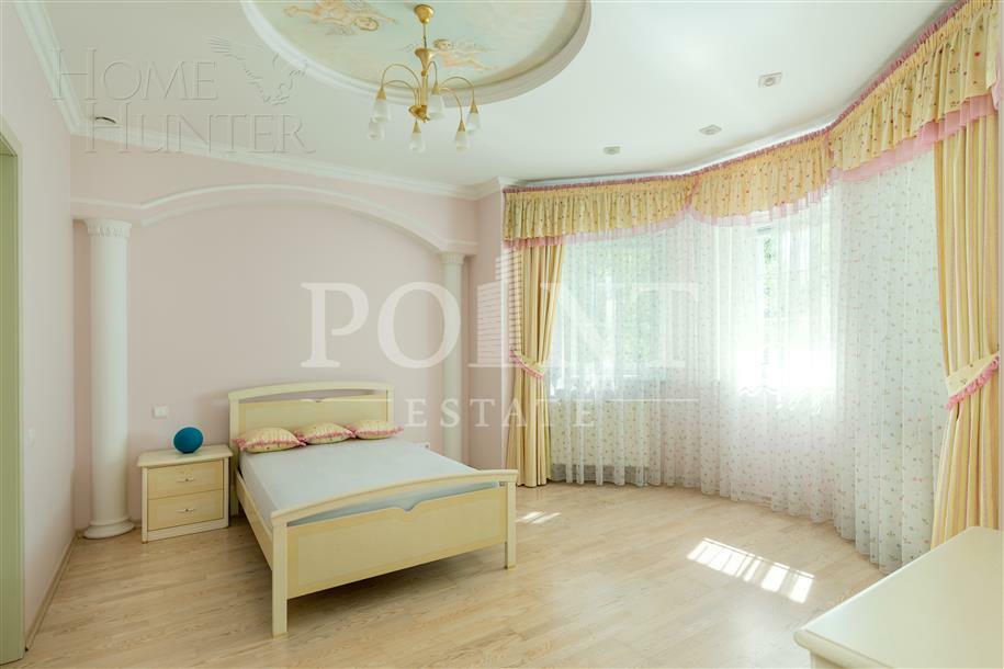 2-этажный коттедж 1 200 м² с отделкой