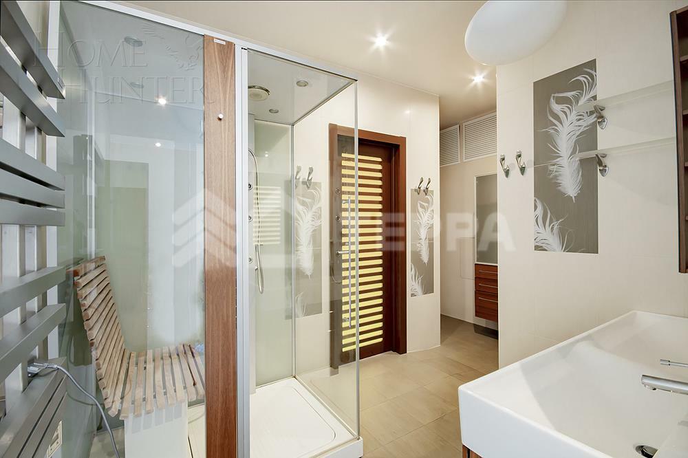 3-этажный таунхаус 350 м² с отделкой