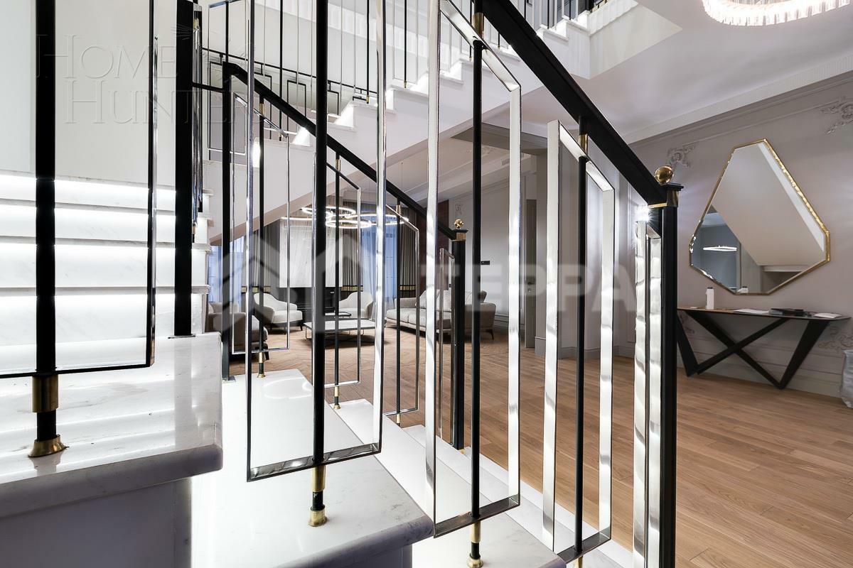 2-этажный коттедж 610 м² с отделкой