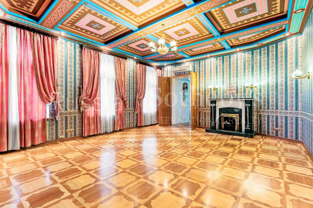 8-КОМН. КВАРТИРА С ОТДЕЛКОЙ 324.6 М² НА 3 ЭТАЖЕ