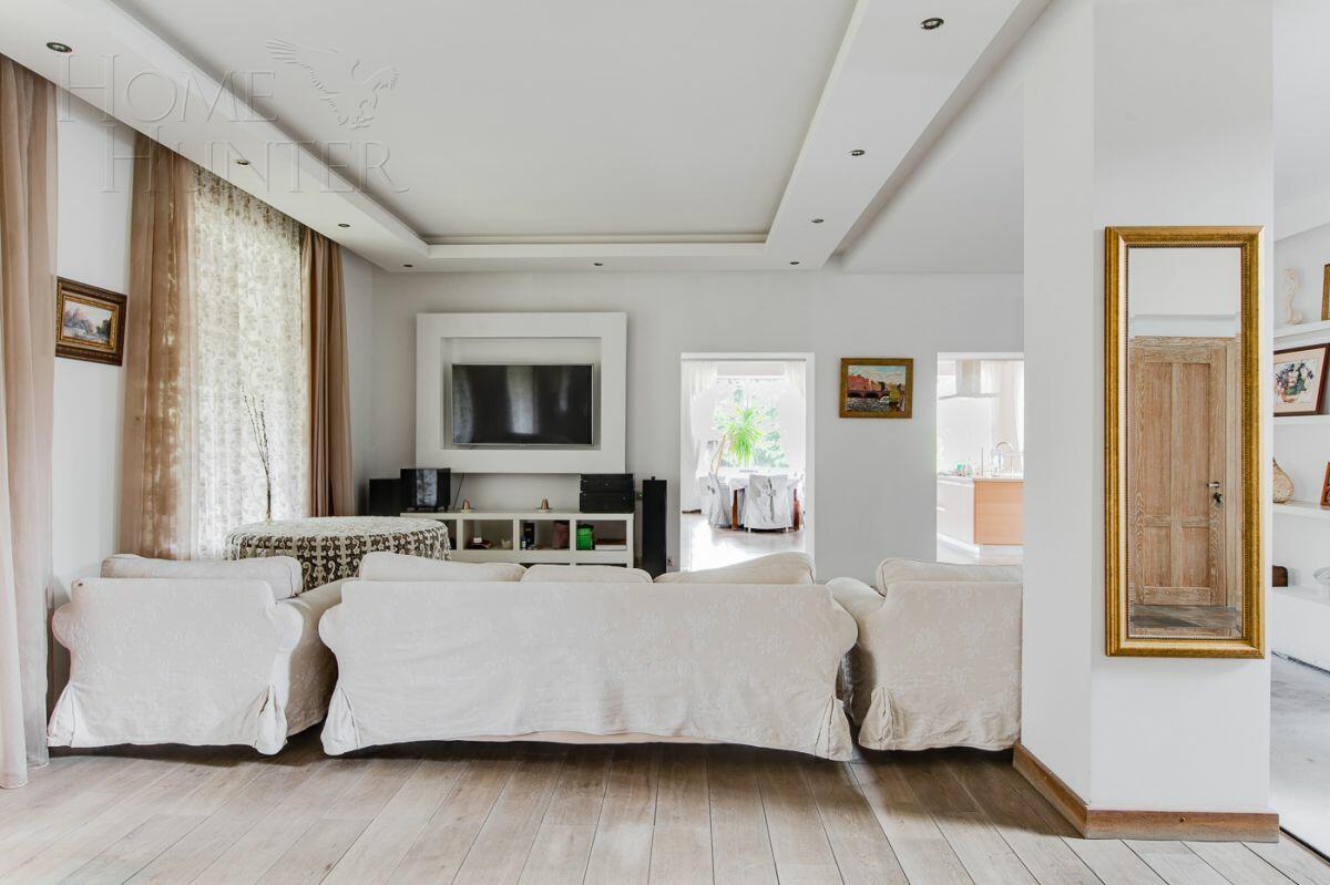 2-этажный коттедж 298 м² с отделкой