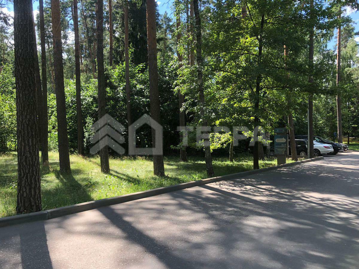 Участок 17.76 сот. в охраняемом поселке