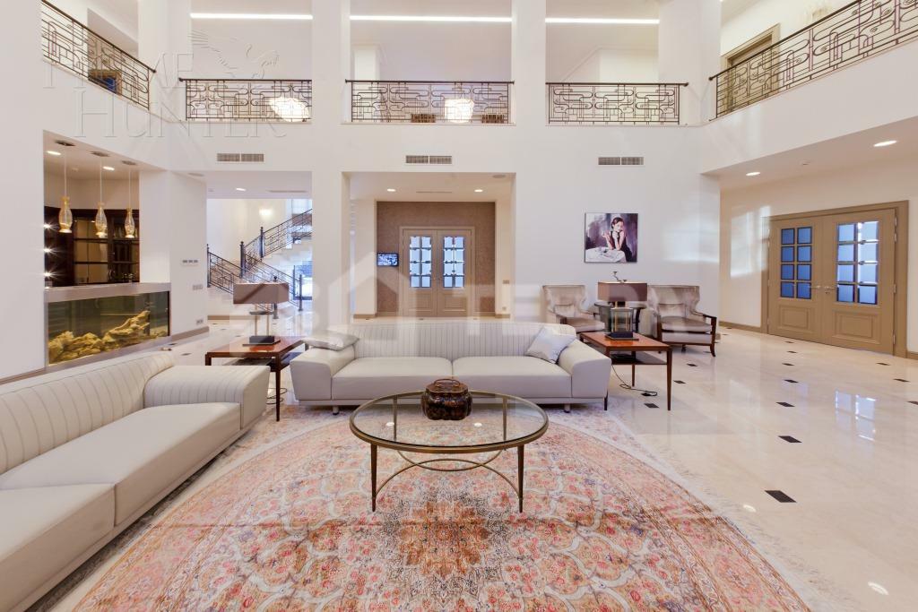 2-этажный коттедж 1 200 м² с отделкой