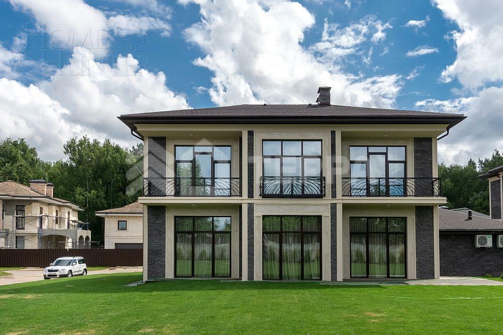 2-этажный коттедж 400 м² с отделкой