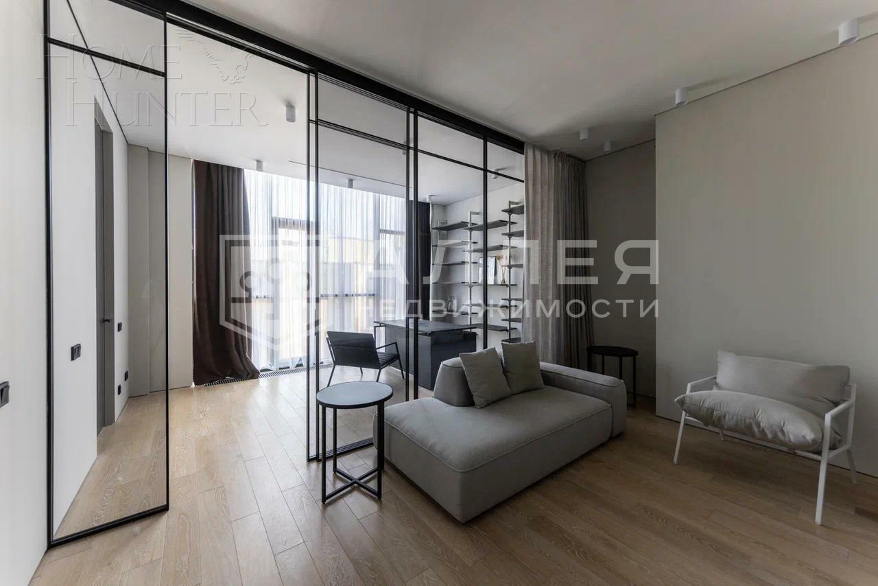 3-этажный таунхаус 244 м² с отделкой