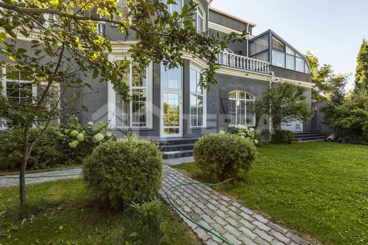 2-этажный коттедж 150 м² с отделкой