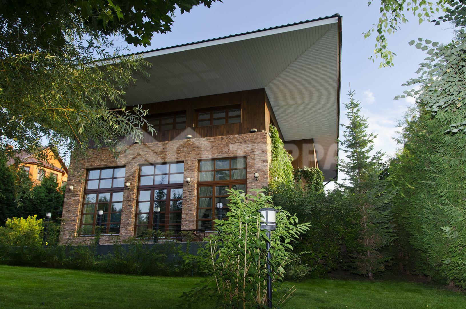 2-этажный коттедж 409 м² с отделкой