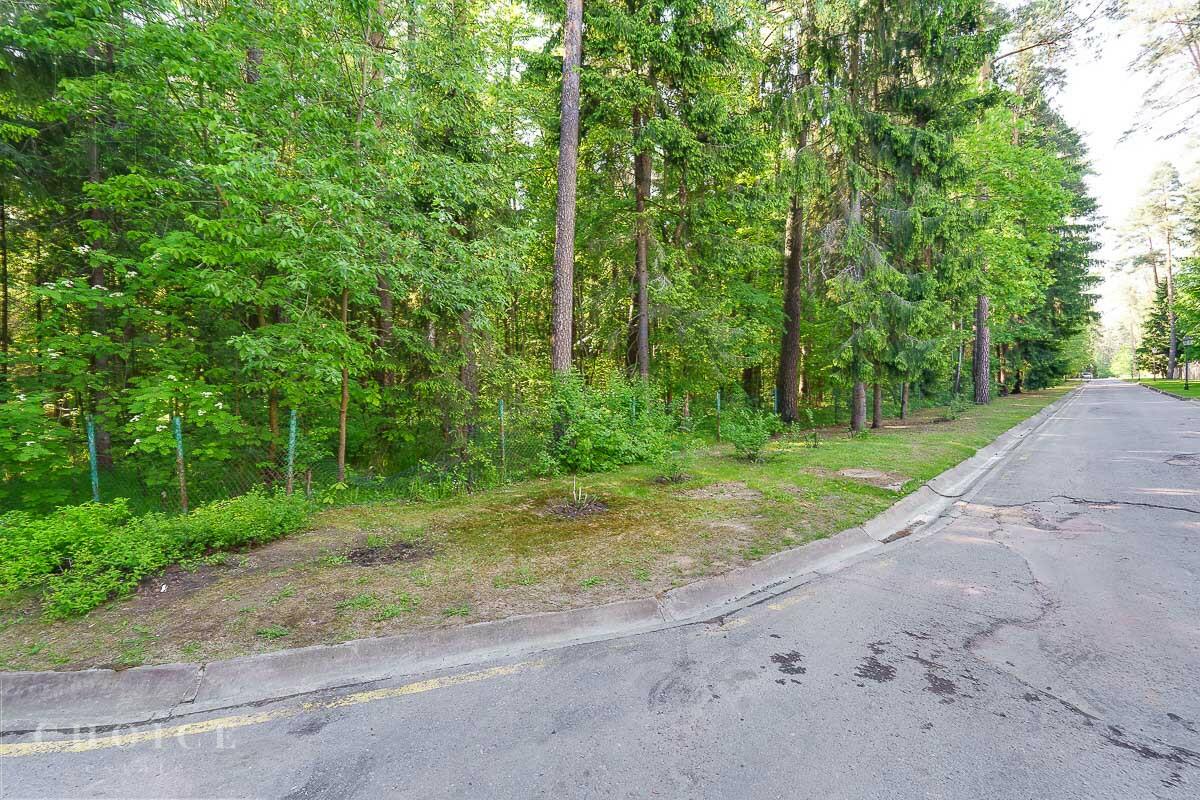 Участок 54 сот. в охраняемом поселке