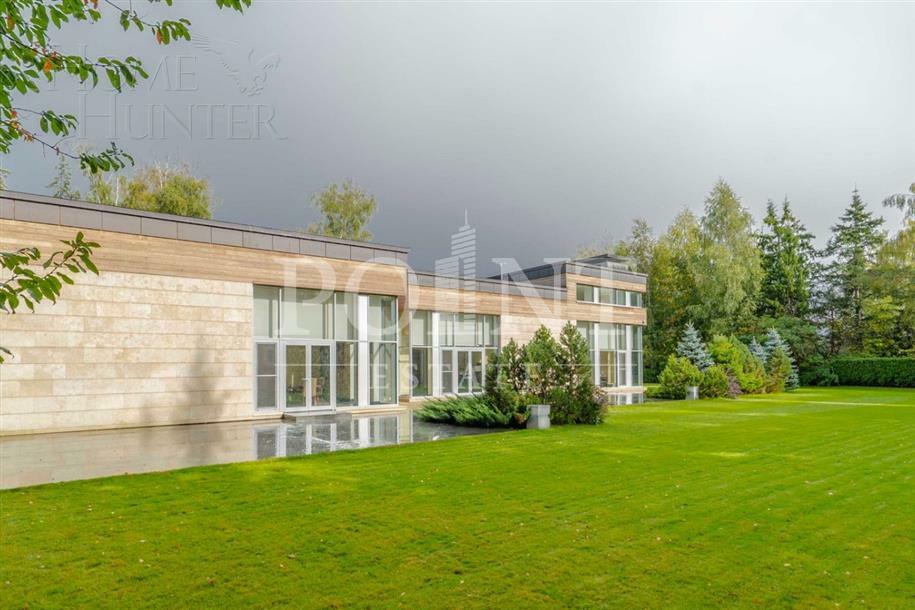 1-этажный коттедж 650 м² с отделкой