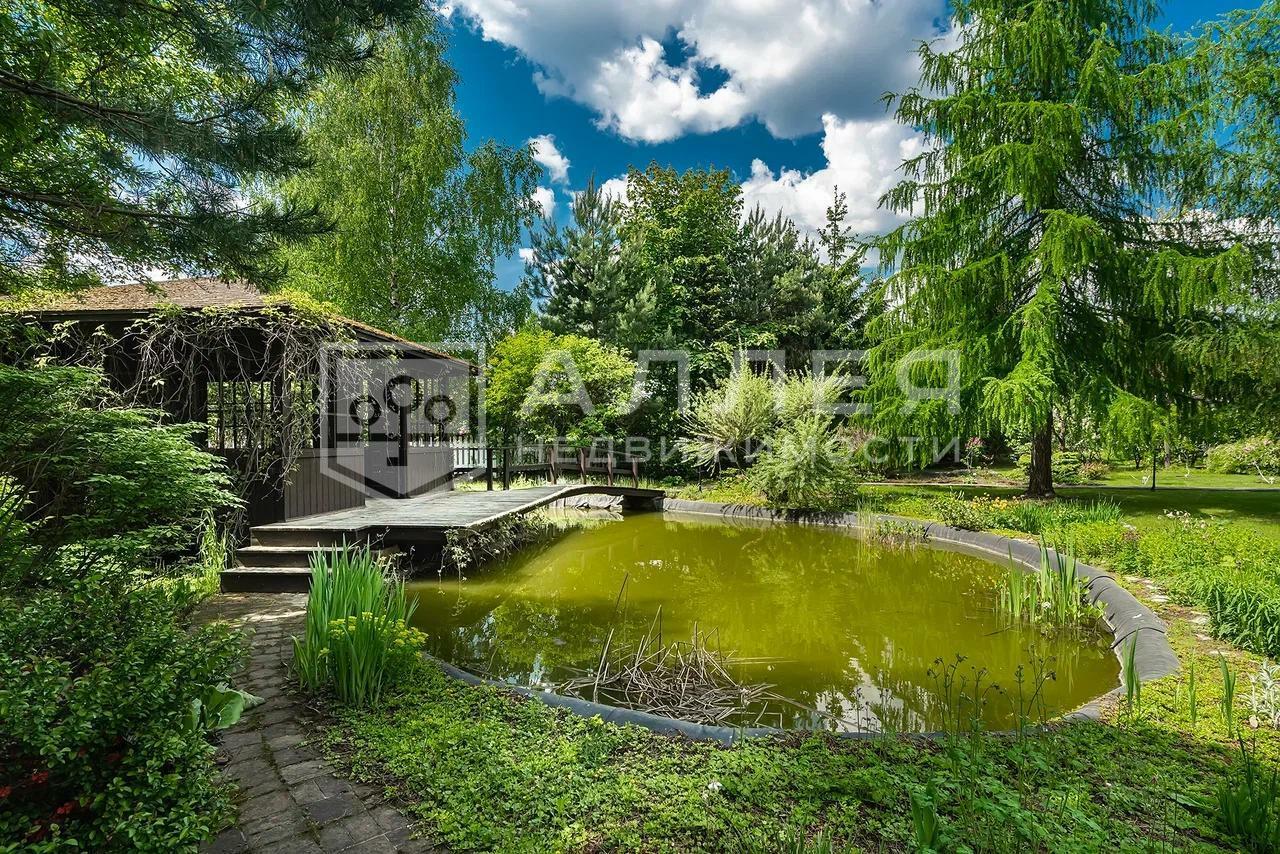 2-этажный коттедж 750 м² с отделкой