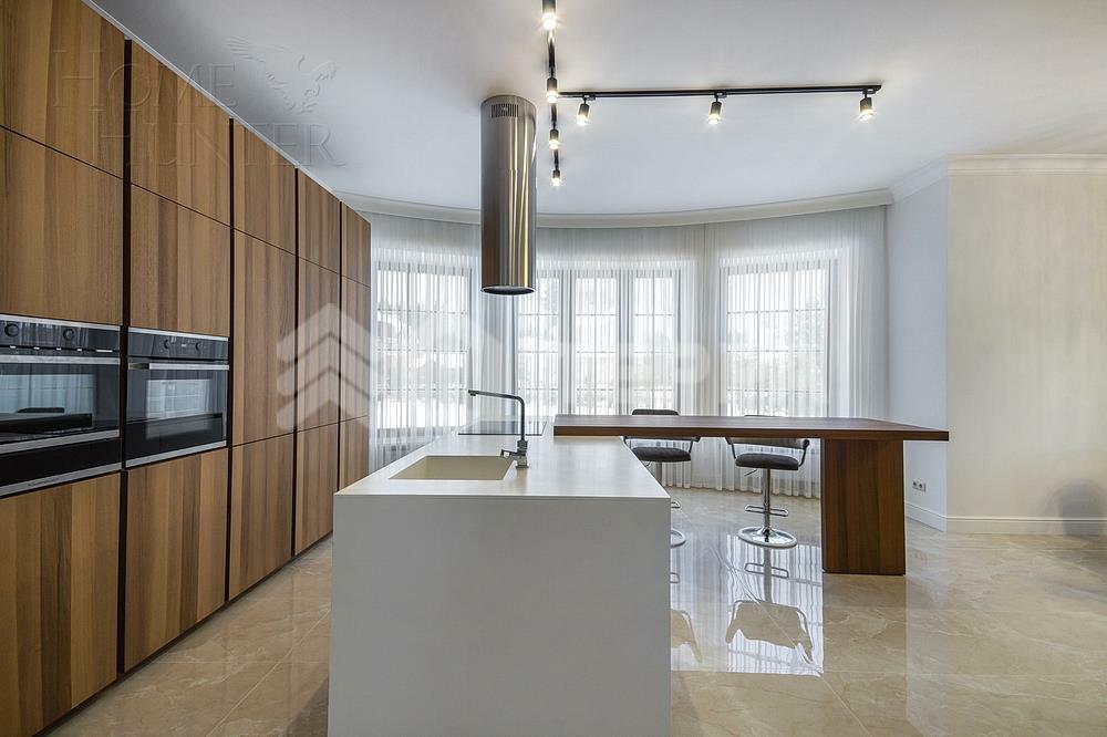 КОТТЕДЖ 380 м² с отделкой