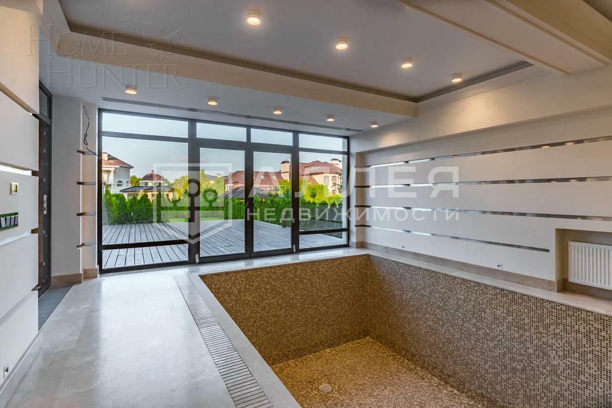 2-этажный коттедж 961 м² с отделкой