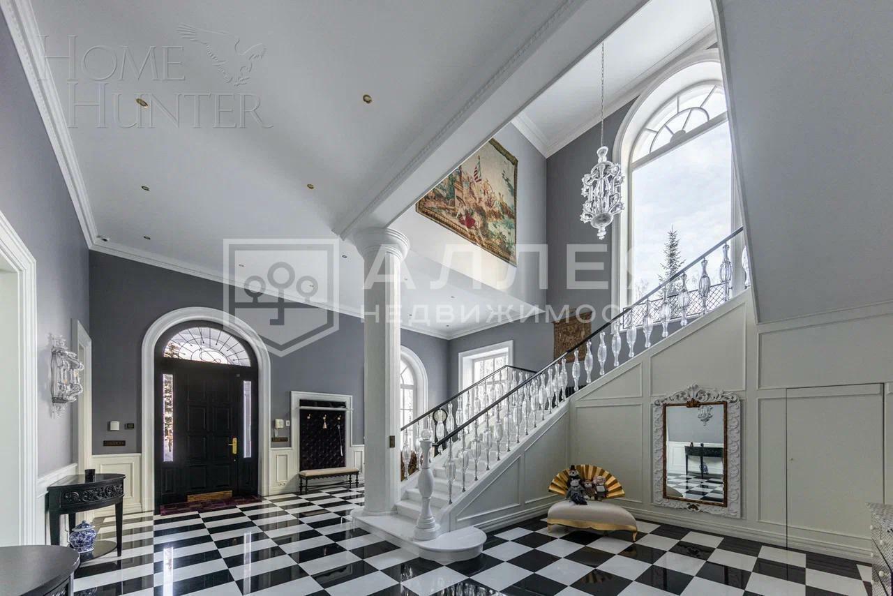 2-этажный коттедж 2 000 м² с отделкой