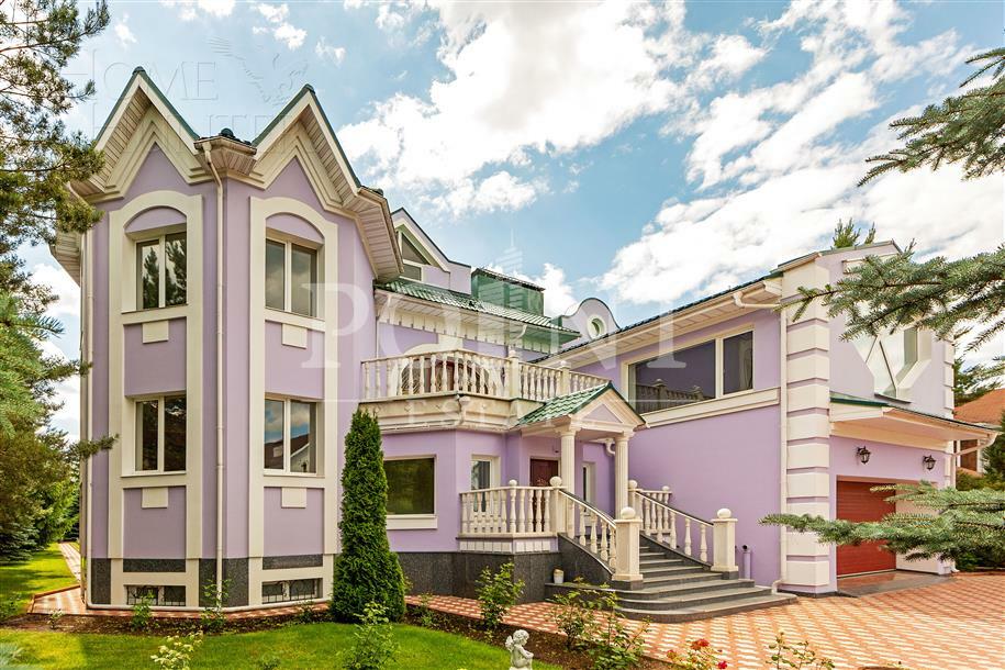 КОТТЕДЖ 900 м² с отделкой