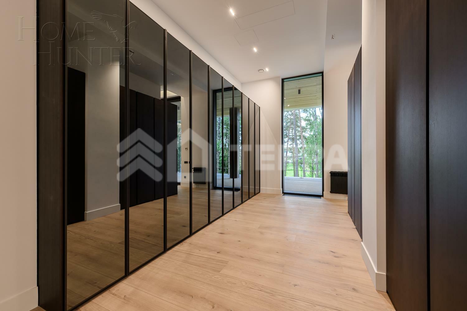 2-этажный коттедж 865 м² с отделкой